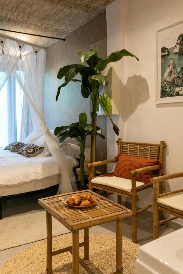 Bali Serenity Balneo Et Lit Rond Lagnieu エクステリア 写真