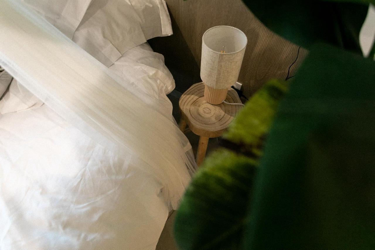 Bali Serenity Balneo Et Lit Rond Lagnieu エクステリア 写真