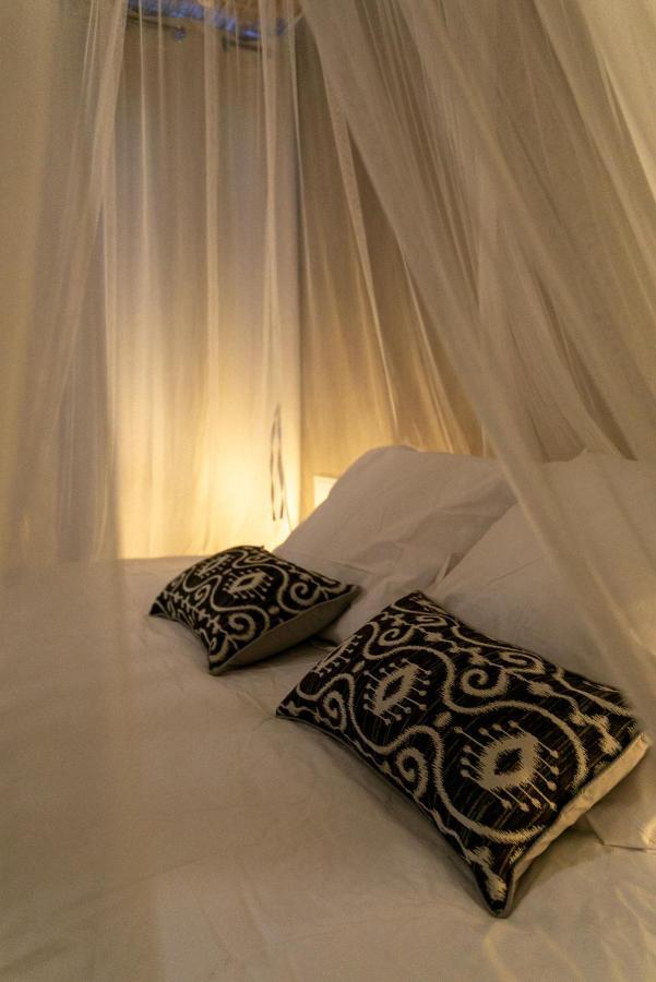 Bali Serenity Balneo Et Lit Rond Lagnieu エクステリア 写真